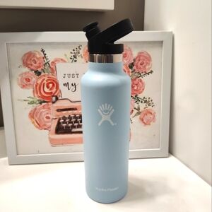 EUC Hydro Flask 21 oz Standard Mouth w/Sport Cap Stainless Steel Insulated